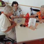 VI._Terapeutické_pomůcky_7