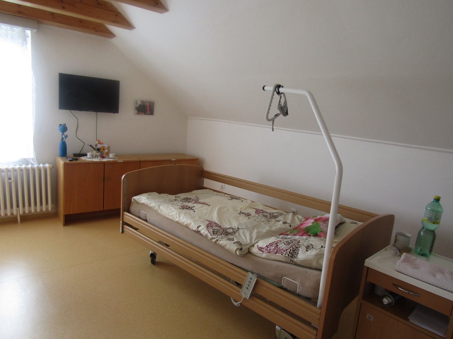 domov_se_zvlastnim_rezimem_02